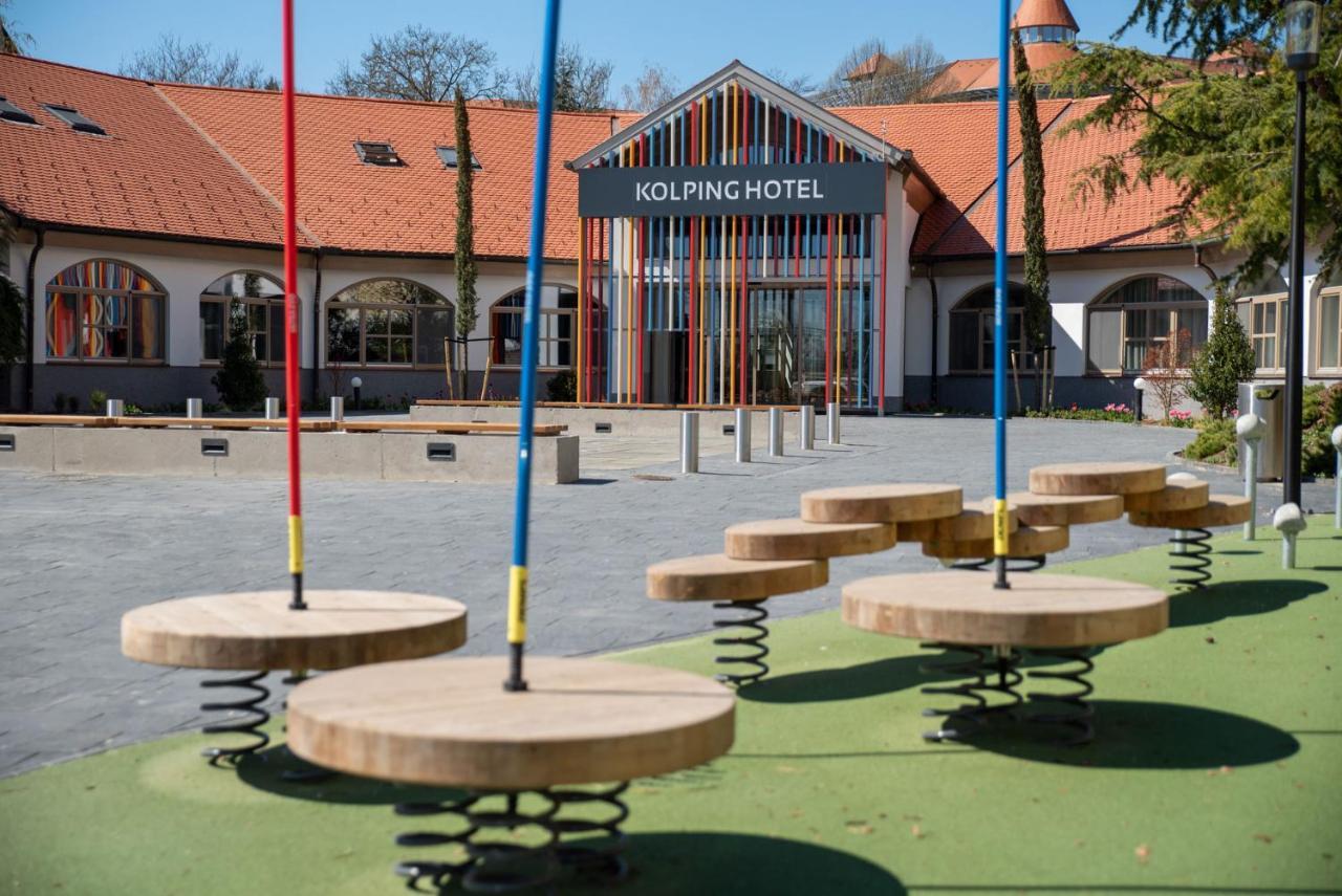 Kolping Family Resort Hévíz Extérieur photo