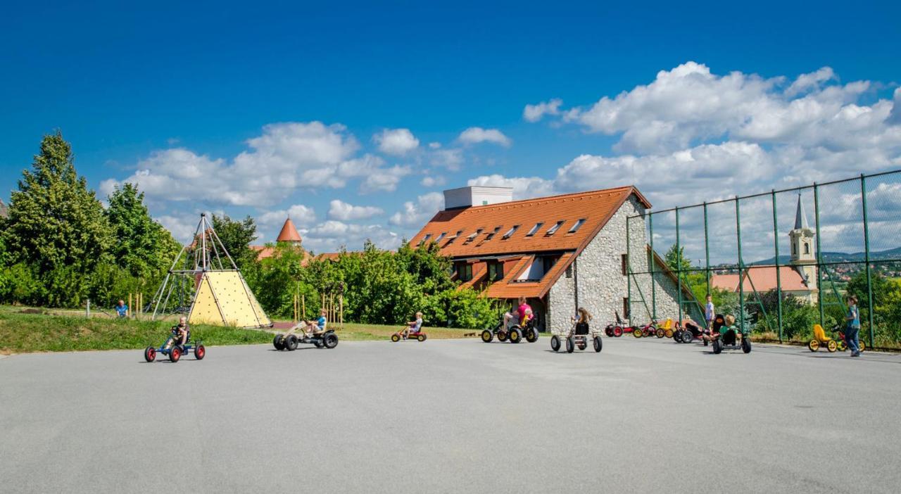 Kolping Family Resort Hévíz Extérieur photo
