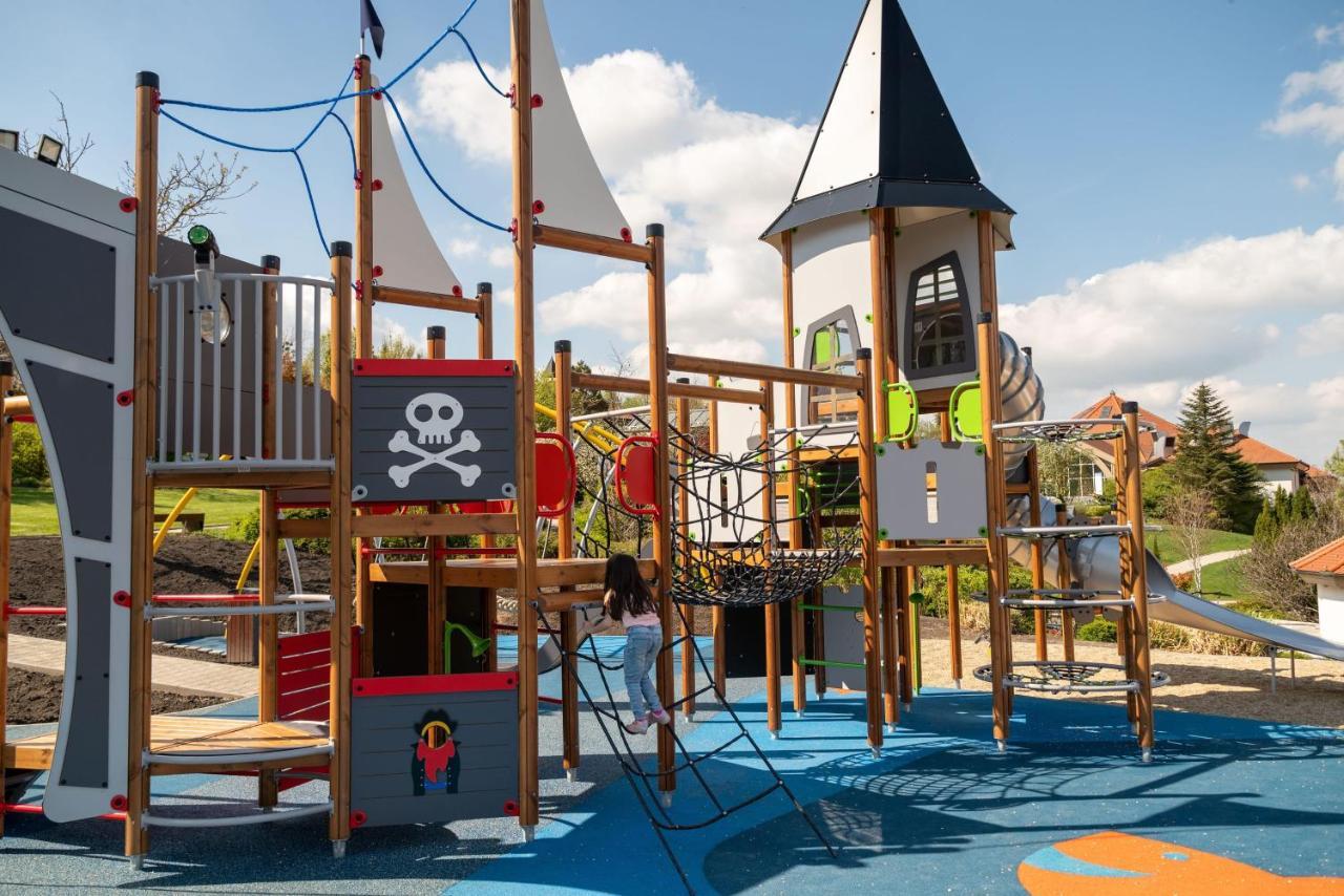 Kolping Family Resort Hévíz Extérieur photo